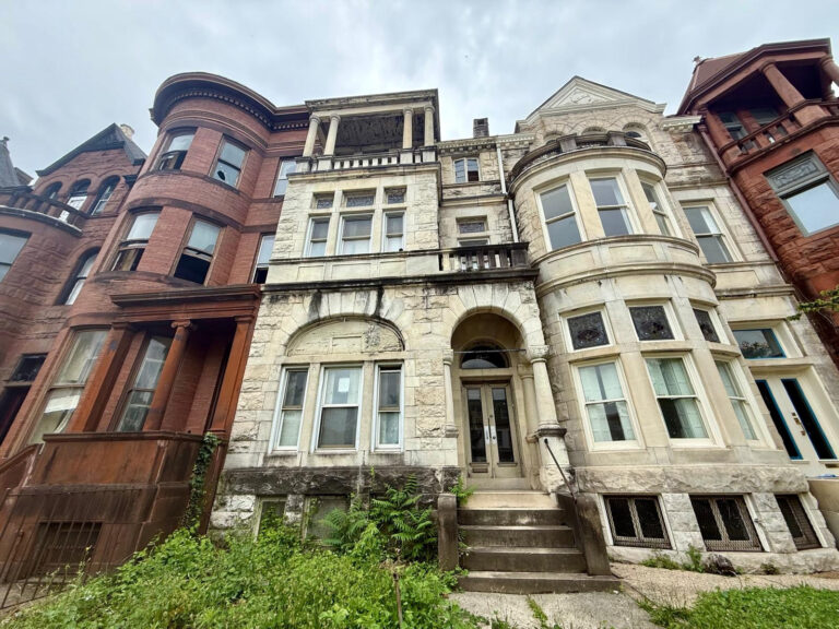 2426 Eutaw Place Baltimore, MD 21217